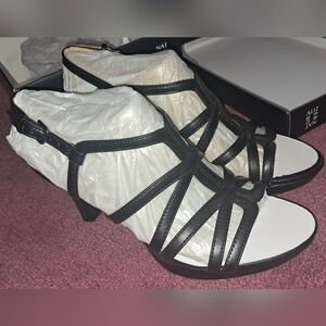 Naturalizer Womens Baylor Strappy High Heel Dress Sandal Black Smooth 8 M
